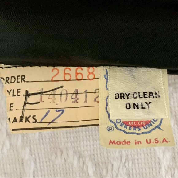 ALBERT CAPRARO Vintage 70’s Embroidered Blazer / Jacket with a Wide Sleeve. - Picture 3 of 10